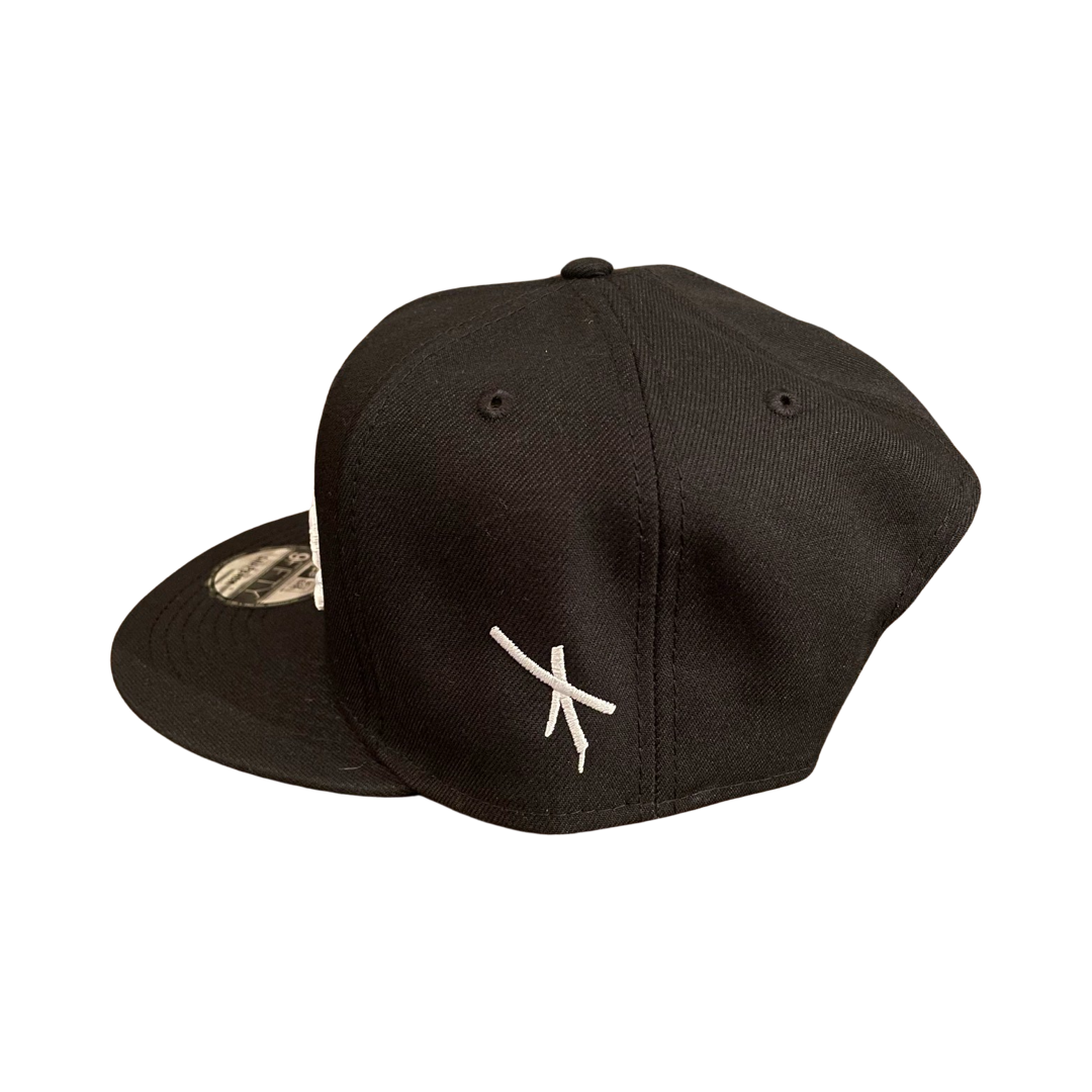 Routine x New Era SnapBack (black)