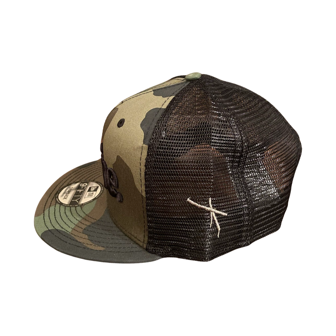 Routine x New Era trucker SnapBack (camo/black)
