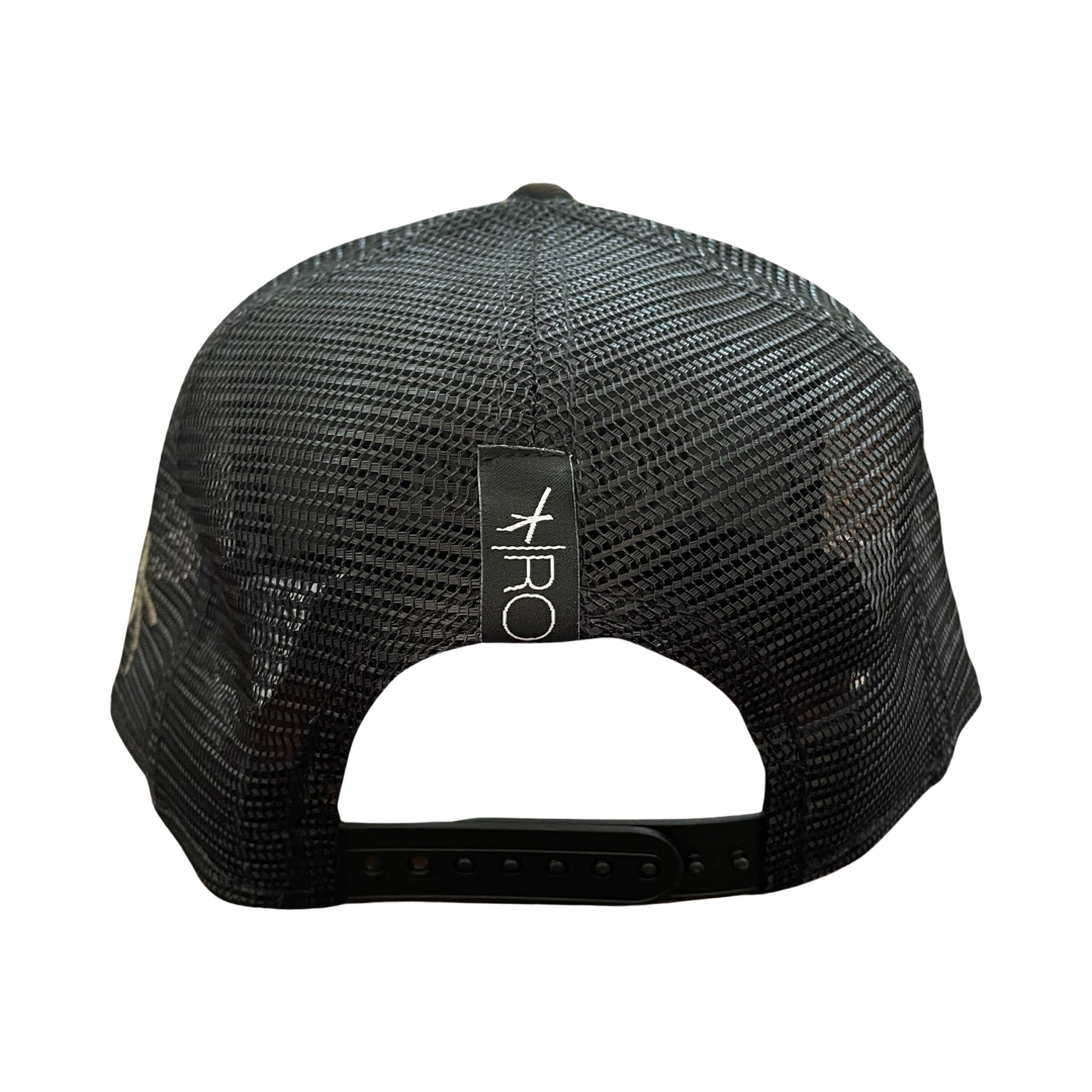 Routine x New Era trucker SnapBack (camo/black)